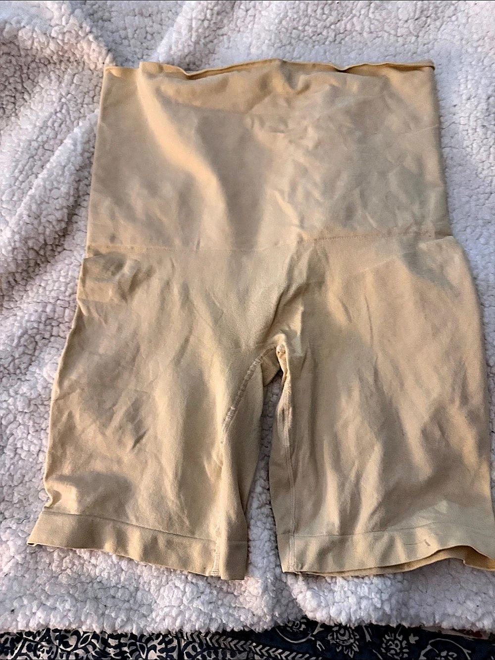Empetua All Day Every Day High-Waisted Shaper Shorts Beige XL/XXL